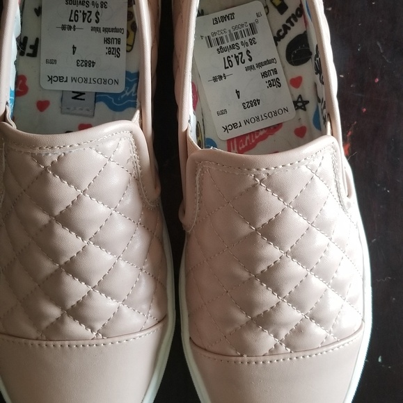 Steve Madden Other - Girls Steve Madden pink quilted slip on shoes Steve Madden Other - Girls Steve Madden pink quilted slip on shoes